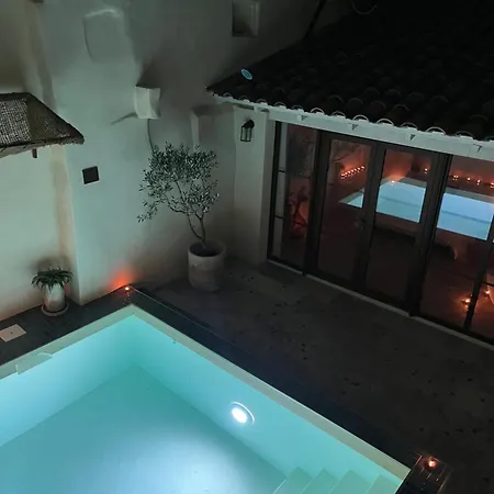 Pool *