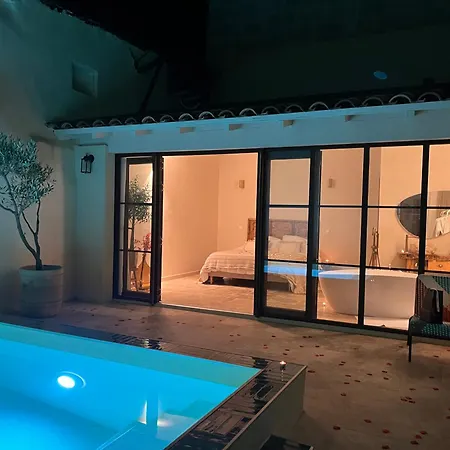 Pool *