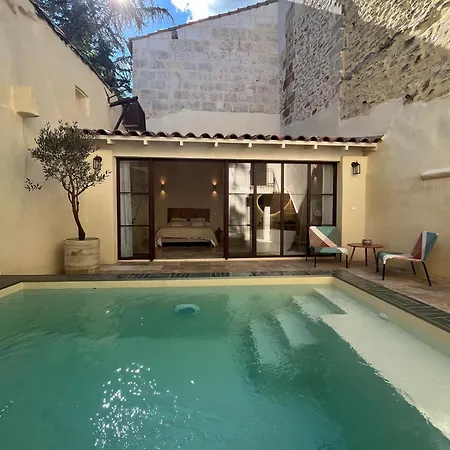 בית נופש Pool