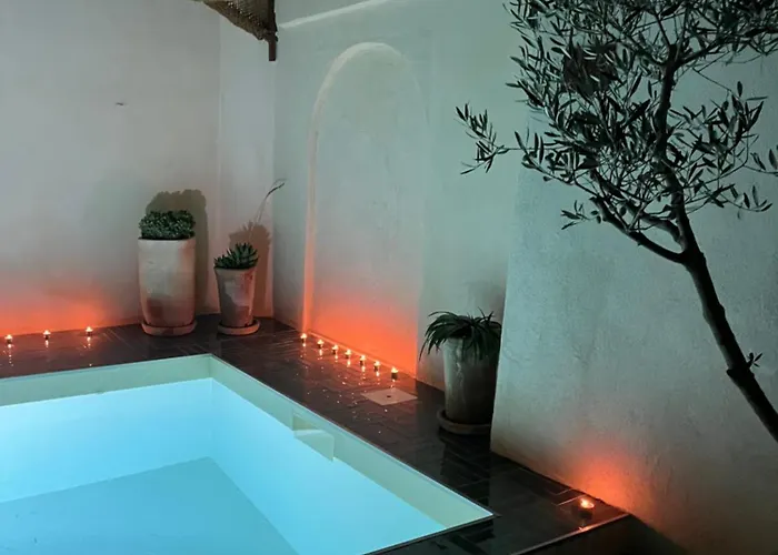 Pool Hébergement de vacances *